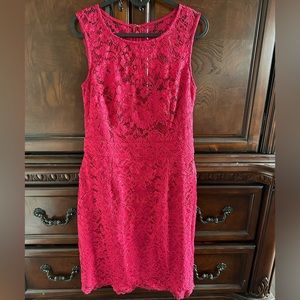 Beautiful lace dress NWOT